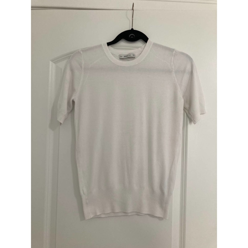 ZARA Knit Small White Cream T-Shirt Sweater